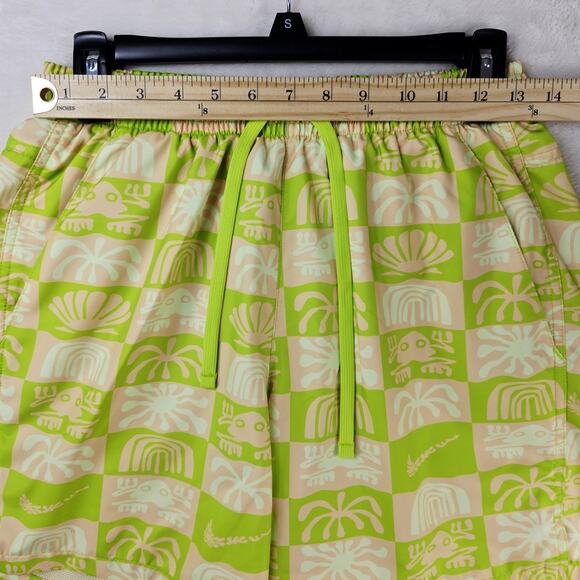 Nike Sportswear Spring Break Woven Flow Shorts Mens Small Atomic Green Beach - Picture 7 of 10